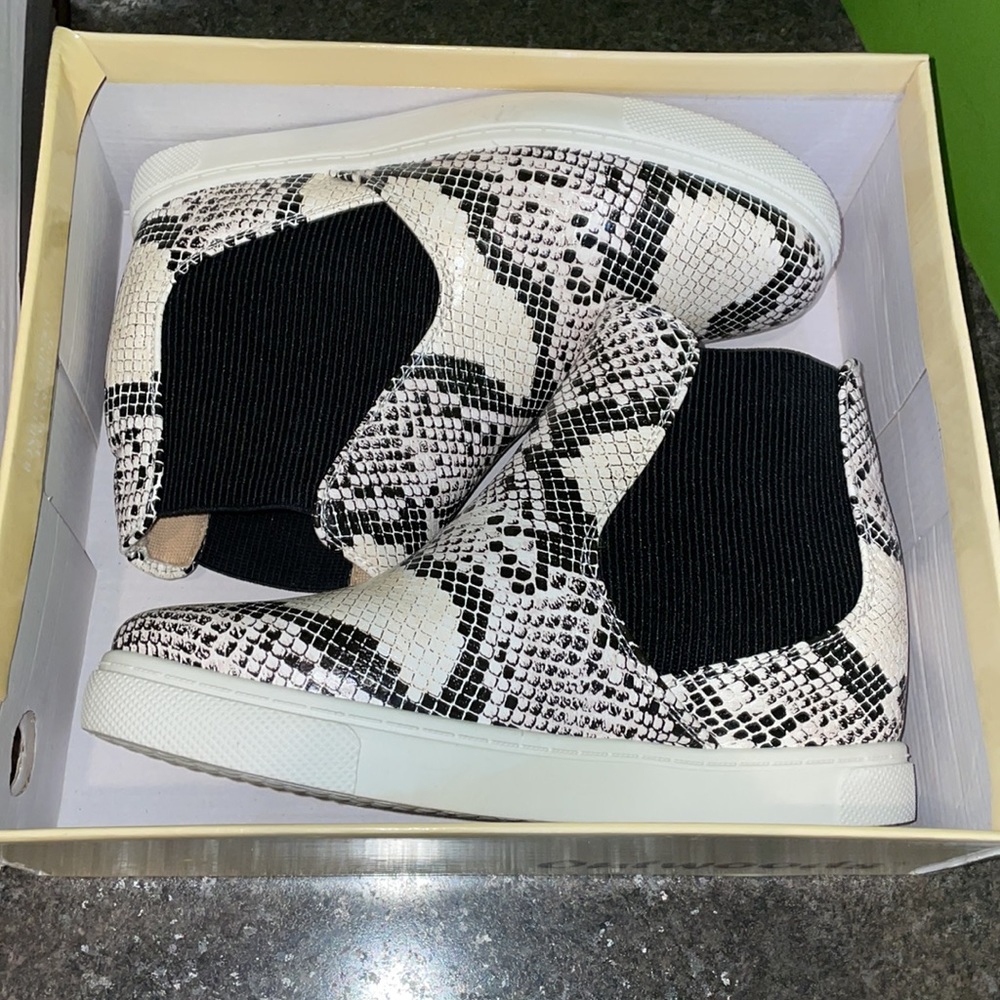Wedge Sneakers - Picture 11 of 14